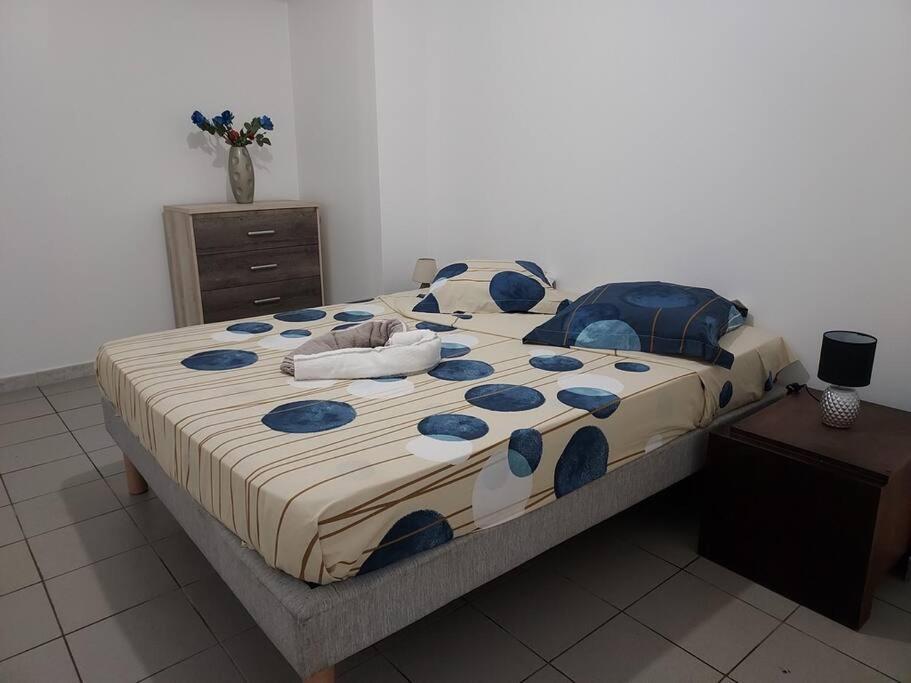 Appartement T2 Le Vallon Au Marin Martinique Le Marin Exteriör bild